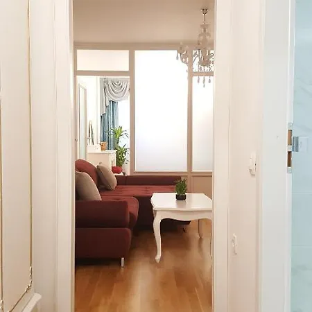 E&e 4* Arena Stozice Apartament