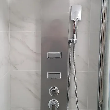 E&e 4* Arena Stozice Lublana