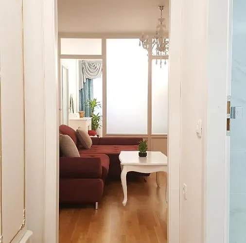 E&e 4* Arena Stozice Apartman